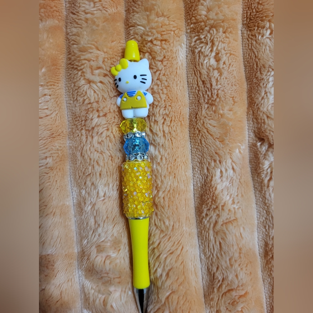 Hello Kitty Yellow Pen